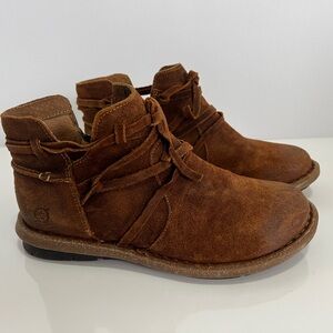 Born Tarkiln Womens Booties